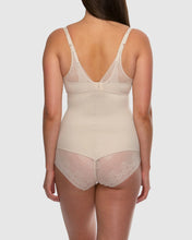 Load image into Gallery viewer, Essensual Firm Control Under Bra Body Shaper - NUDE