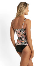 Load image into Gallery viewer, Rome Twist Front Singlet / Black