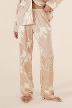Load image into Gallery viewer, Elina Botanical Silky Satin PJ set / Natural