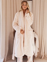 Load image into Gallery viewer, Cosy Plush Mid-Length Robe