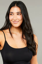 Load image into Gallery viewer, Tani Shoe String Singlet