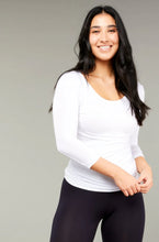 Load image into Gallery viewer, Tani 3/4 Sleeve Scoop / White