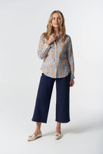 Load image into Gallery viewer, Traditional Printed Shirt Blue Flowers