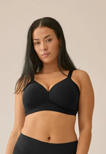 Load image into Gallery viewer, Naturana Side Smoothing Soft Cup Wireless Padded Bra / Black