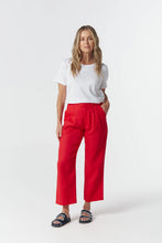 Load image into Gallery viewer, GC Staple Tailored Linen Pant - Poinsettia