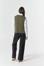 Load image into Gallery viewer, Amber Merino Cotton Knit Vest - Covert Green