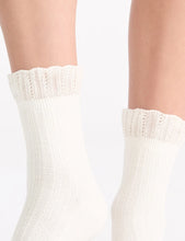 Load image into Gallery viewer, Organic Cotton Ruffle Sock - Buttercream