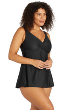 Load image into Gallery viewer, Black Hues Delacroix Multifit Cup Swim Dress / Black