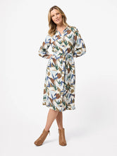 Load image into Gallery viewer, Jasmyn 3/4 Sleeve Dress Dream