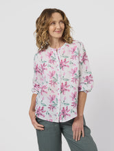 Load image into Gallery viewer, Kirrie 3/4 Sleeve Shirt