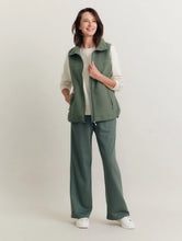 Load image into Gallery viewer, Kenzy Sherpa Vest - Green