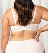 Load image into Gallery viewer, Essential Lace Balconette / Nude Pink