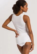Load image into Gallery viewer, Hanro Lace Delight Cami / White