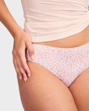 Load image into Gallery viewer, Jockey Women's No Panty Line Promise Next Gen Hi Cut / Fierce Print