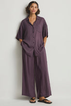 Load image into Gallery viewer, Resort Essentials Aloha Shirt - Blackberry