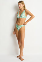 Load image into Gallery viewer, Reef Longline Underwire Bra Matcha
