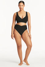 Load image into Gallery viewer, Honeycomb Cross Front Multifit Bra / Black