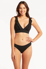 Load image into Gallery viewer, Essentials Frill Bra Top / Black