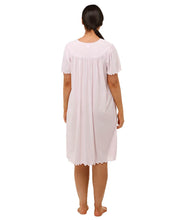 Load image into Gallery viewer, Schank Trilobal Short Sleeve Nightie Pink