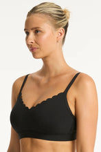 Load image into Gallery viewer, Scallop DD/E Bralette