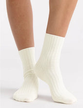 Load image into Gallery viewer, Organic Cotton Wide Rib Crew Sock - Buttercream