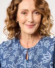 Load image into Gallery viewer, Lovella 3/4 Sleeve Blouse