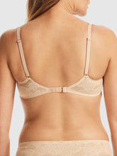 Load image into Gallery viewer, Weightless Underwire Plunge Bra - WL028