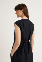 Load image into Gallery viewer, Kinship Vest Navy