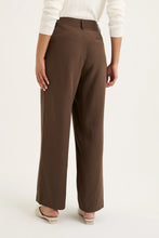 Load image into Gallery viewer, Vineyard Pant in Cacao