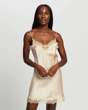 Load image into Gallery viewer, SS Scarlett Chemise / Shell Vintage