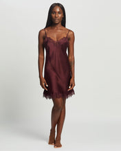 Load image into Gallery viewer, SS Scarlett Chemise/ Plum