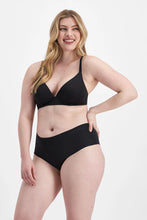 Load image into Gallery viewer, Invisi Freecuts Full Brief / Dusted Black