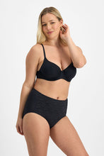 Load image into Gallery viewer, No Ride Up Lace Full Brief / Black