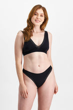 Load image into Gallery viewer, JW Paris Delicate Gee / Black