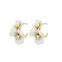 Load image into Gallery viewer, BLOSSOM HOOPS - GOLD + PEARL