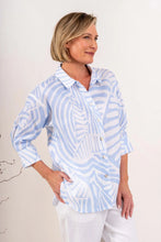 Load image into Gallery viewer, Palm Breeze 3/4 Sleeve Linen Shirt