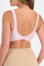 Load image into Gallery viewer, Comfort Revolution Contour Wirefree - PEONY DREAM