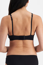 Load image into Gallery viewer, Parisienne Delicate Bralette / Black