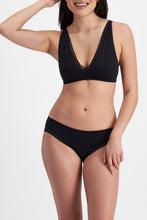 Load image into Gallery viewer, Parisienne Delicate Bralette / Black