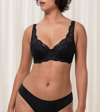 Load image into Gallery viewer, Amourette Padded Bra / Black