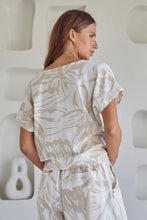 Load image into Gallery viewer, Olani Shorts / Savannah Tan