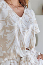 Load image into Gallery viewer, Olani Shorts / Savannah Tan