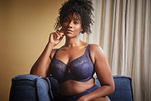 Load image into Gallery viewer, Estel Full Cup - Navy