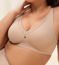 Load image into Gallery viewer, True Shape Sensation Wirefree /  Smooth Skin