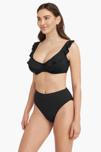 Load image into Gallery viewer, Essentials F Cup Frill Underwire Bra - Black