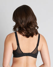 Load image into Gallery viewer, Bendon Breathe Sports Bra / Black