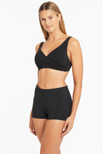 Load image into Gallery viewer, Eco Essentials Katie Boy Leg Pant