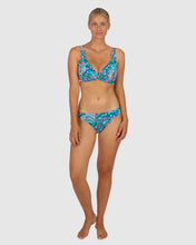 Load image into Gallery viewer, South Beach D-DD Twist Bra Bikini Top
