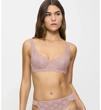 Load image into Gallery viewer, AMOURETTE WIRED PADDED BRA
