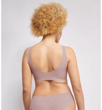 Load image into Gallery viewer, SLOGGI ZERO FEEL 2.0 BRALETTE - PEROLA
